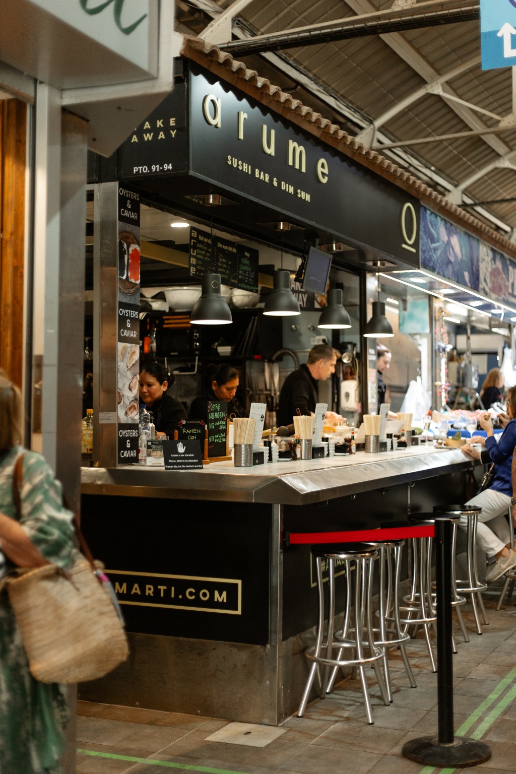 Arume Sushi Bar & Dim Sum (Mercat Santa Catalina)
