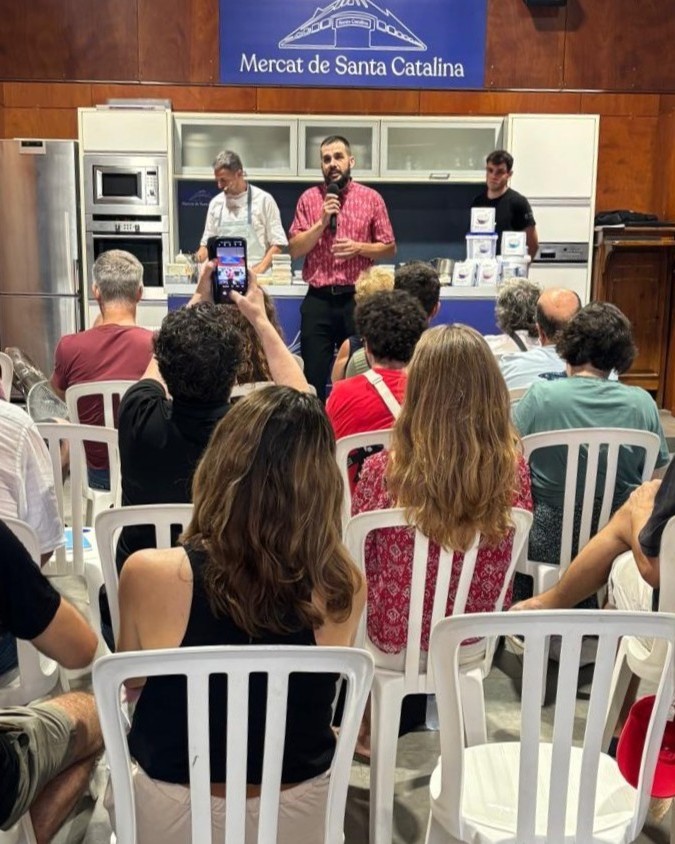 Show Cooking de Santi Taura i La Fageda al Mercat de Santa Catalina (27-06-2025)